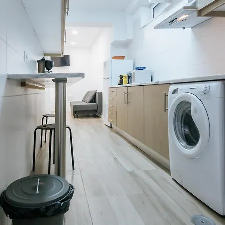 - Ajuda Palace Apartman *