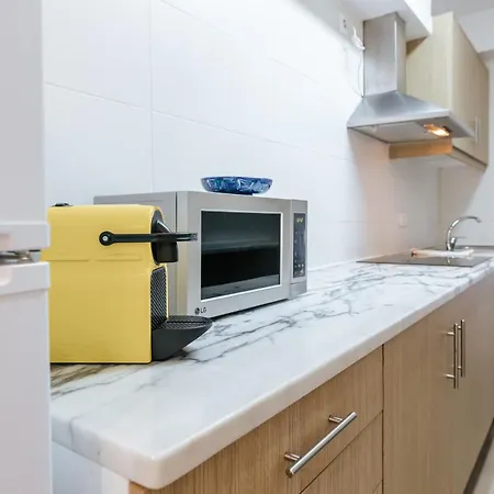 - Ajuda Palace Apartment