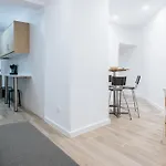 - Ajuda Palace شقة *